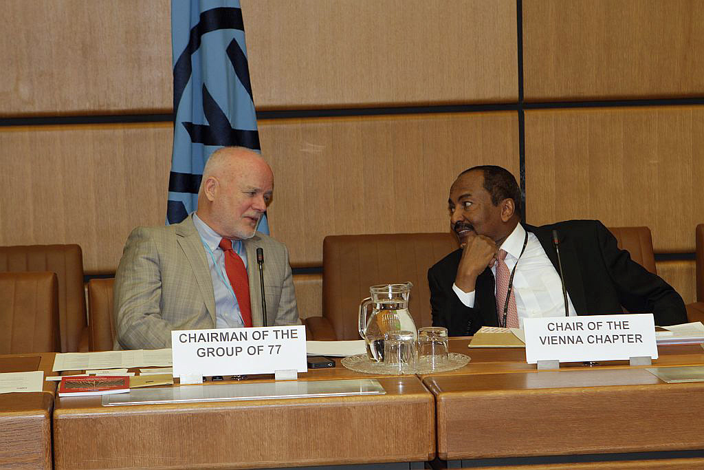 G_44Meeting_Chairmen_2013_02